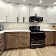 Shaker 800 - Frosty White Kitchen - Uppers Only