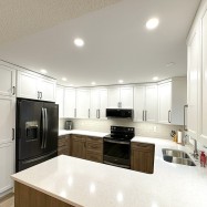 Shaker 800 - Frosty White Kitchen - Uppers Only